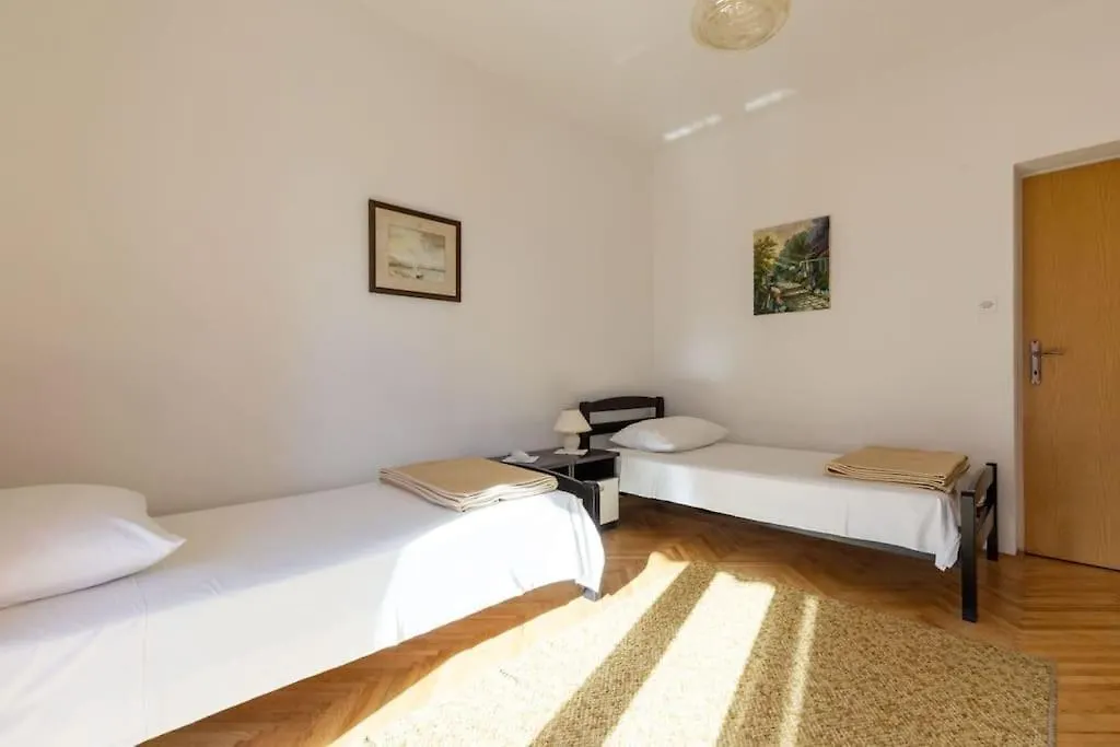 Apartment Apartman Venko Kožino